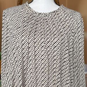 Black and White Geometric Blouse